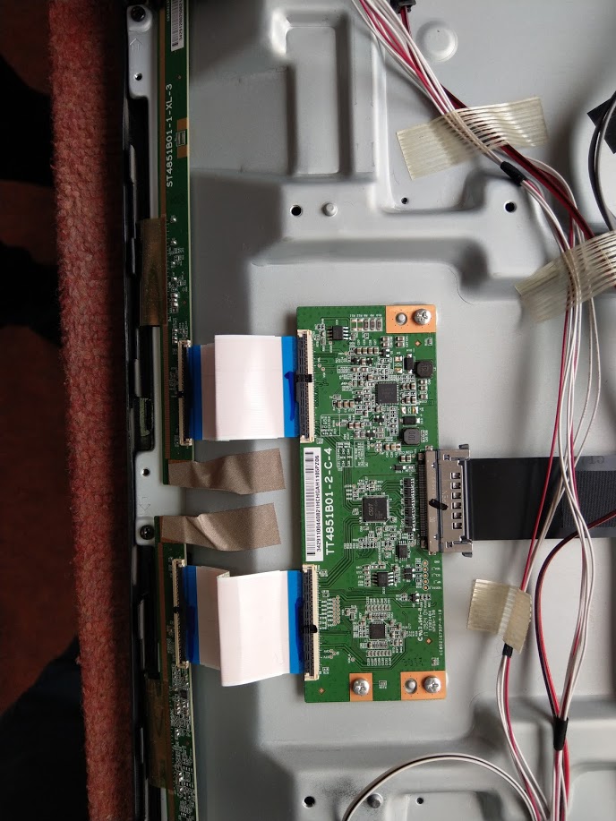 تیکان | ایکس ویژن | 49XT520