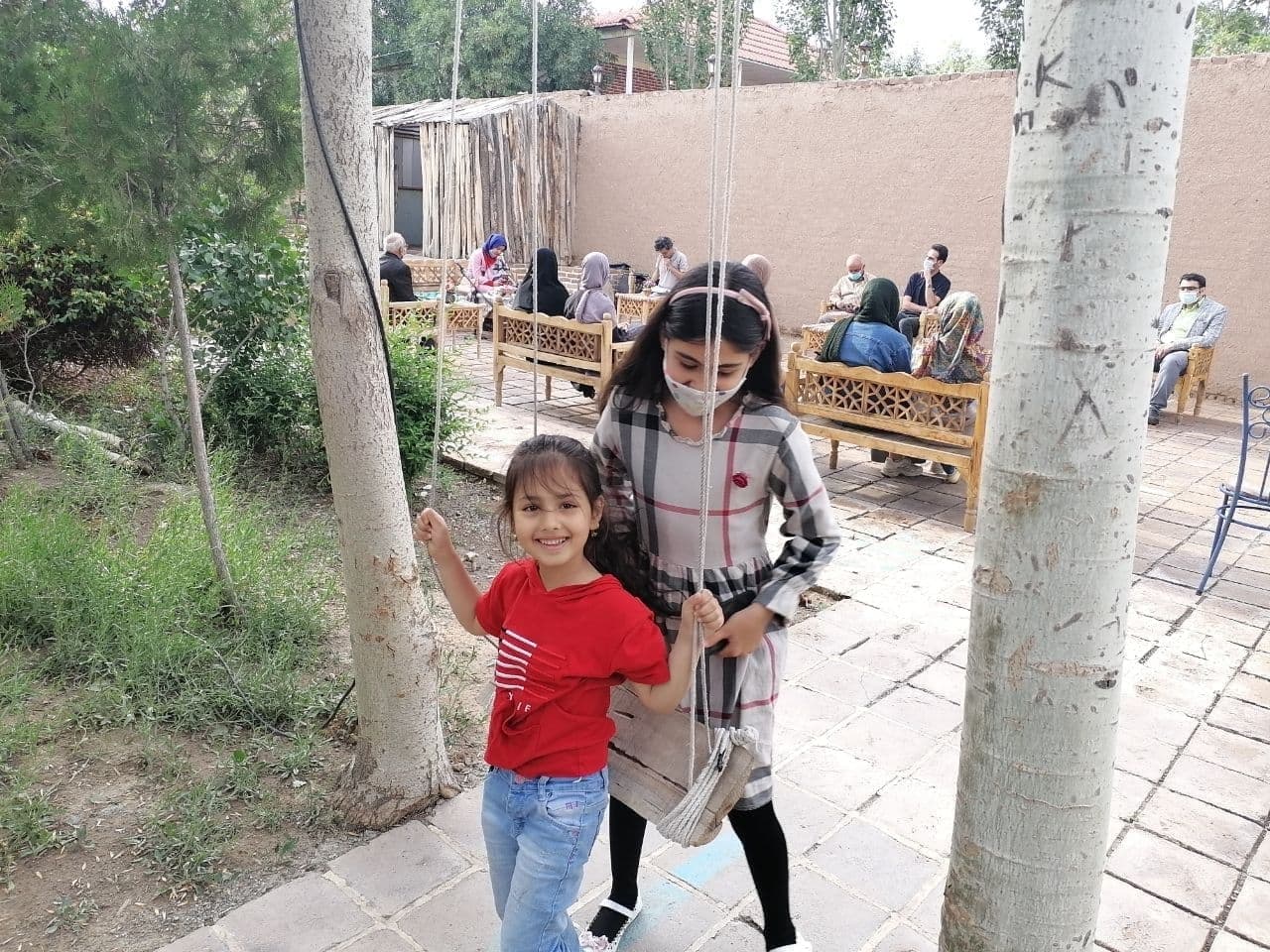 تهمینه کرمانی غزل صباغ زاده