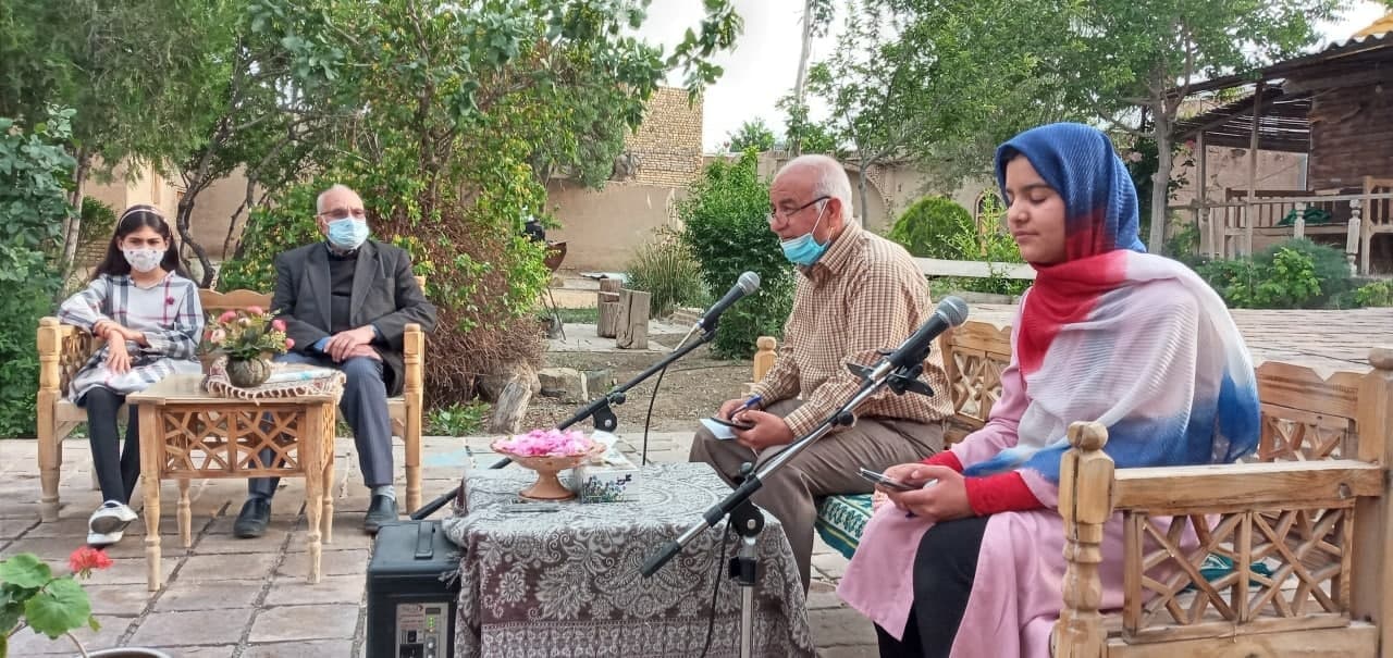 انجمن شعر و ادب قطب اقامتگاه بومگردی تهمینه