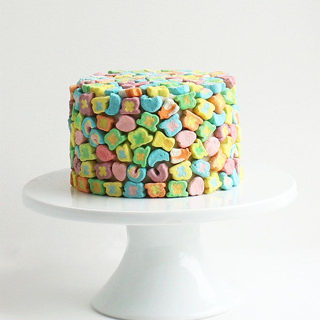 [تصویر:  St_Patricks_Day_Cake_58def3a95f9b58ef7ee969c3.jpg]