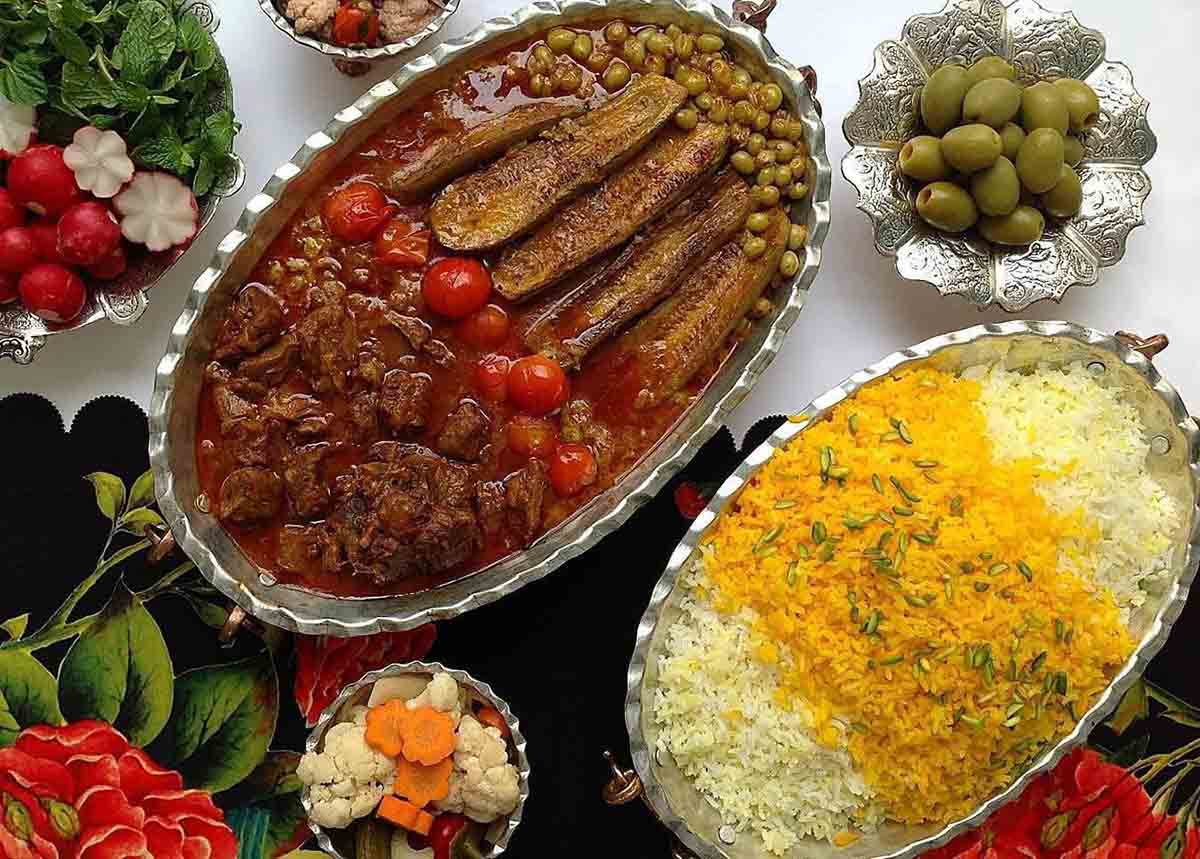 [تصویر:  Decoration_Iranian_foods.jpg]